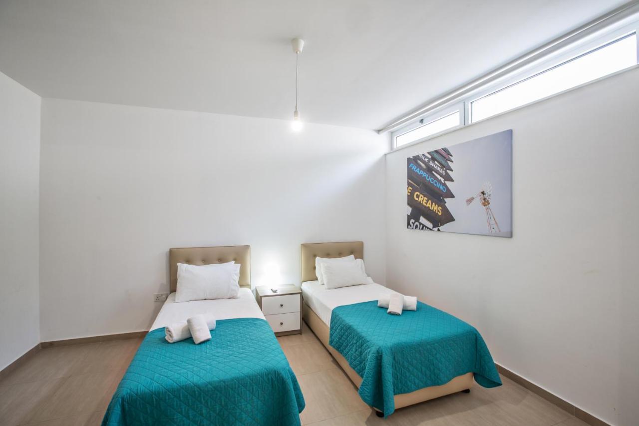 Polymnia Luxury Villas Protaras Luaran gambar